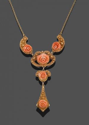 Coral rose necklace - Forgotten Realms 